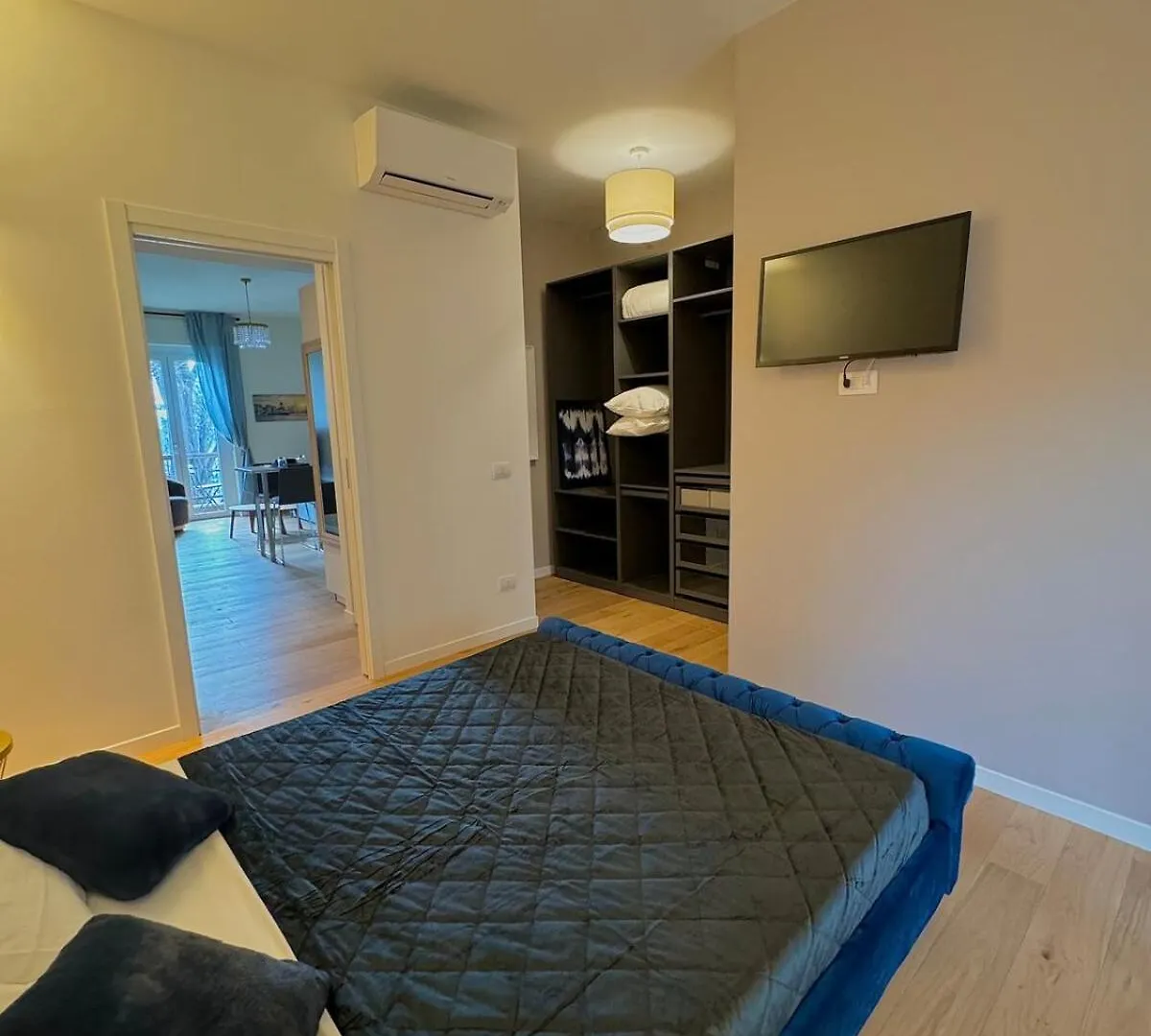 מילאנו - Apartment - City Life - 0*,